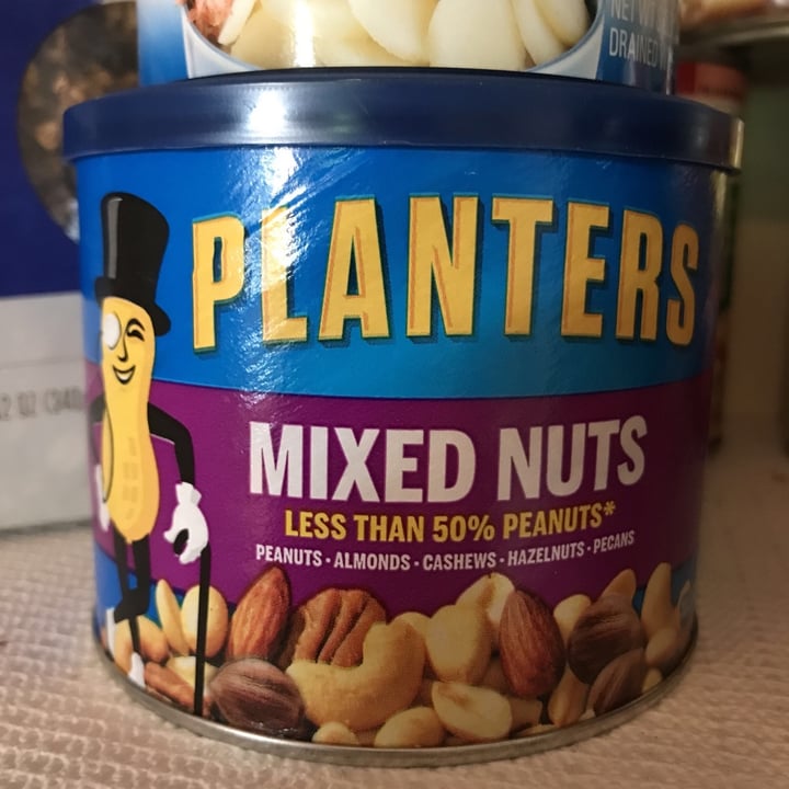 photo of Planters Mixed nuts less than 50% peanuts shared by @kacalista on  02 Sep 2021 - review