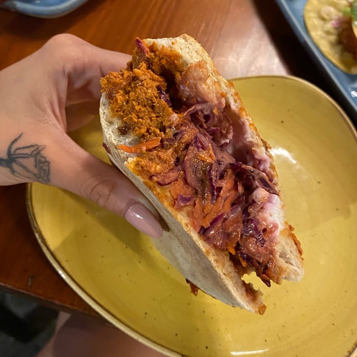 photo of Blu Bar Pulled pork goes happy shared by @juliprisma on  28 Aug 2022 - review
