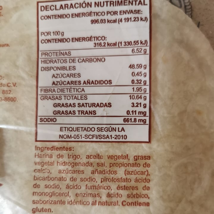 photo of Tortillería del barrio Tortillas de harina shared by @lauraviolantee on  17 Jan 2022 - review