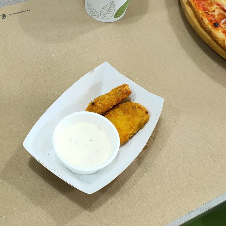 photo of deWeggie's Nuggets shared by @sa-almasveganas on  30 Sep 2021 - review