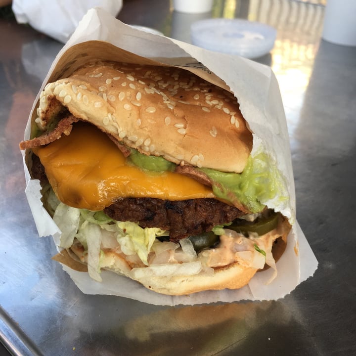 photo of Nice Guys 100% Vegan Mexicali Burger shared by @plant-eater on  11 Jun 2020 - review