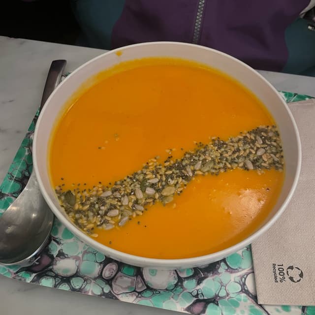 菜肴“Hummus Sandwich”的照片