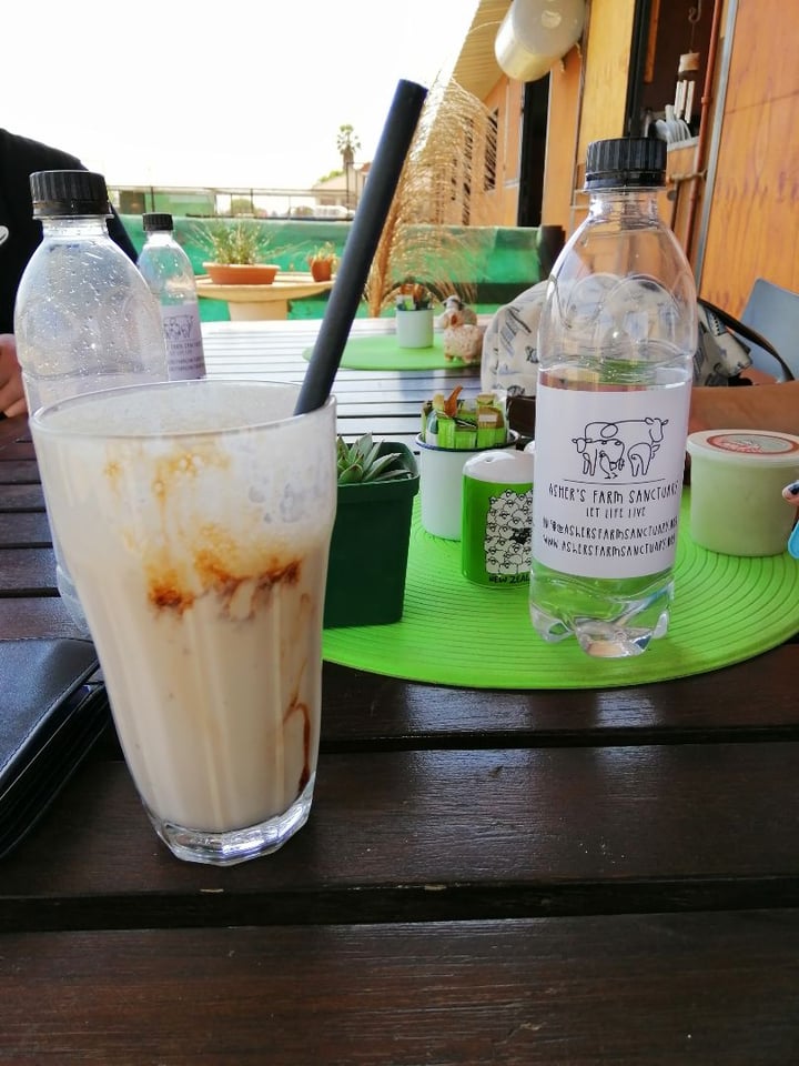 photo of Asher's Corner Cafe @ Ashers Farm Sanctuary Rum 'n Raisin Milkshake shared by @kmanpewpew on  28 Sep 2019 - review