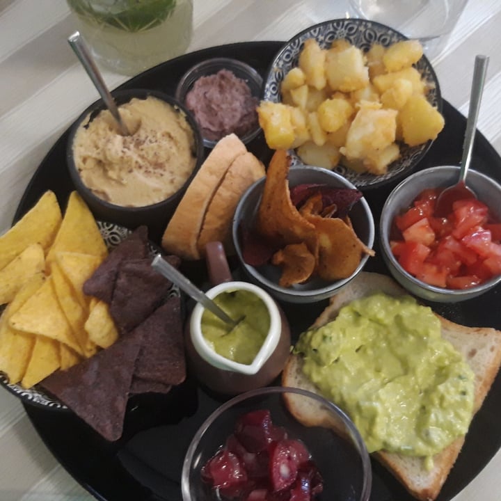 photo of Jolie Bistrot - vegetarian, gluten free, cucina naturale. Apericena vegan shared by @gaiacastiglioni on  29 May 2022 - review