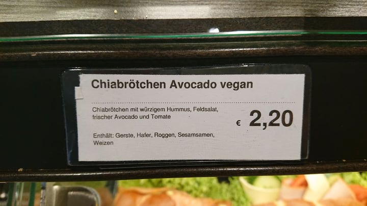 review photo of BackWerk Chai Brötchen Avocado Vegan shared by @denebi on 09 Mar 2020 - review