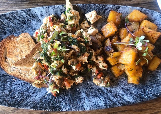 Photo of the dish “Scrambled tofu”