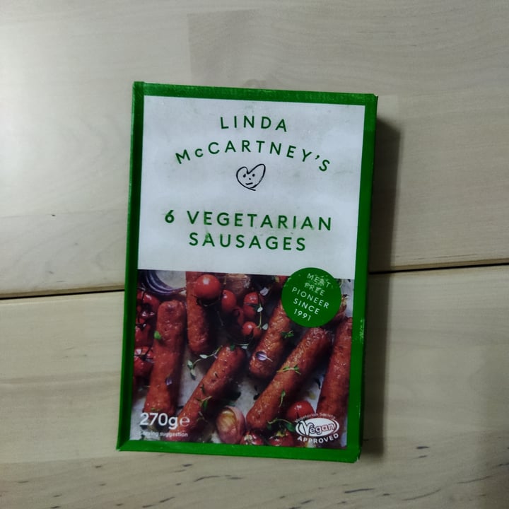 photo of Linda McCartney's 6 Vegetarian Lincolnshire Sausages shared by @latahitiennevoyage on  30 Oct 2021 - review