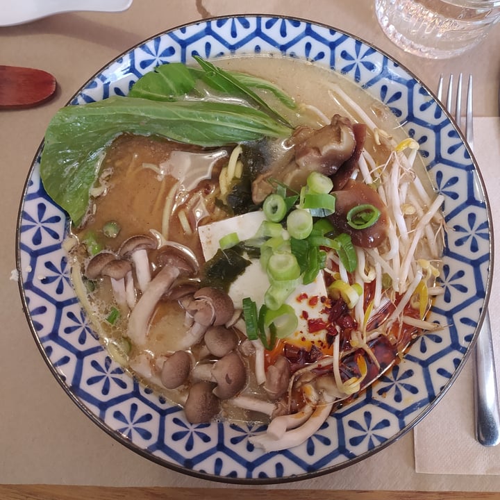 review photo of KANEDA ramen vegano shared by @aitanajh on 24 Aug 2022 - review