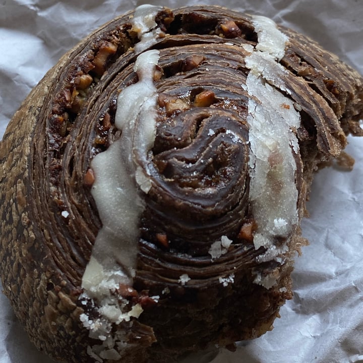 review photo of Le Panem Roll De Algarroba shared by @julilanga on 03 Jun 2022 - review