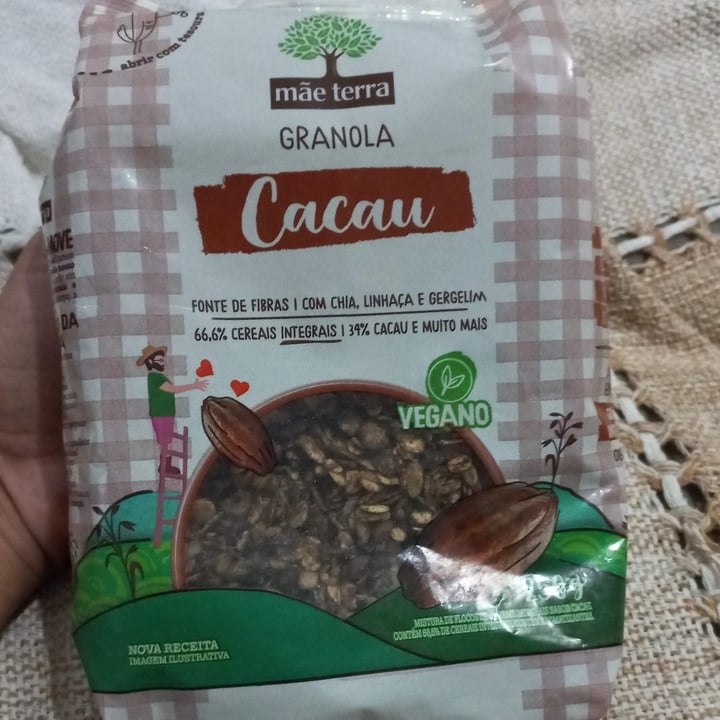 photo of Granola Mãe Terra granola  com nibs cacau shared by @gabrieledamasceno on  15 Nov 2022 - review