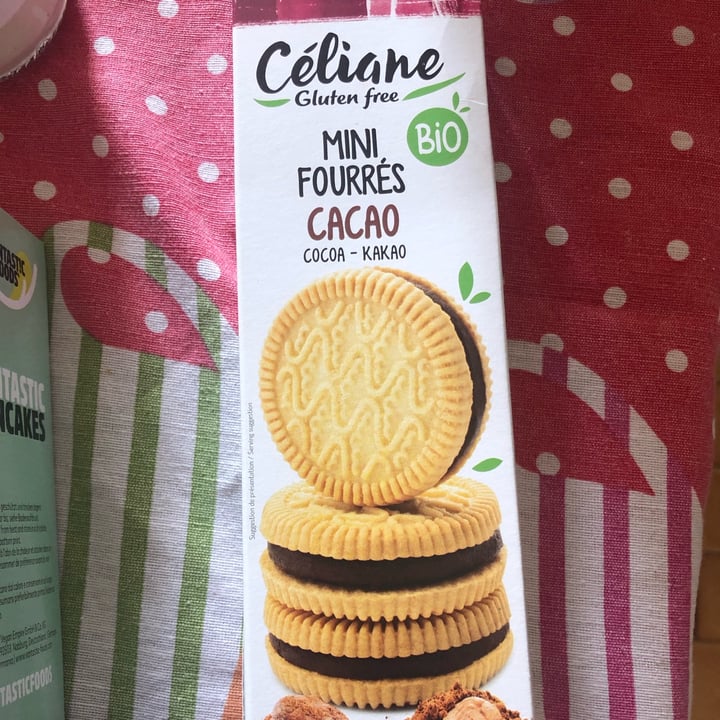 photo of Céliane (Gluten Free) Mini Fourrés (cacao) shared by @nasmix on  29 May 2022 - review