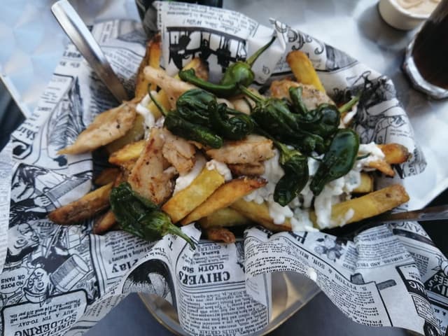 Photo of the dish “Patatas Con Pimientos Allioli Y Heüra”