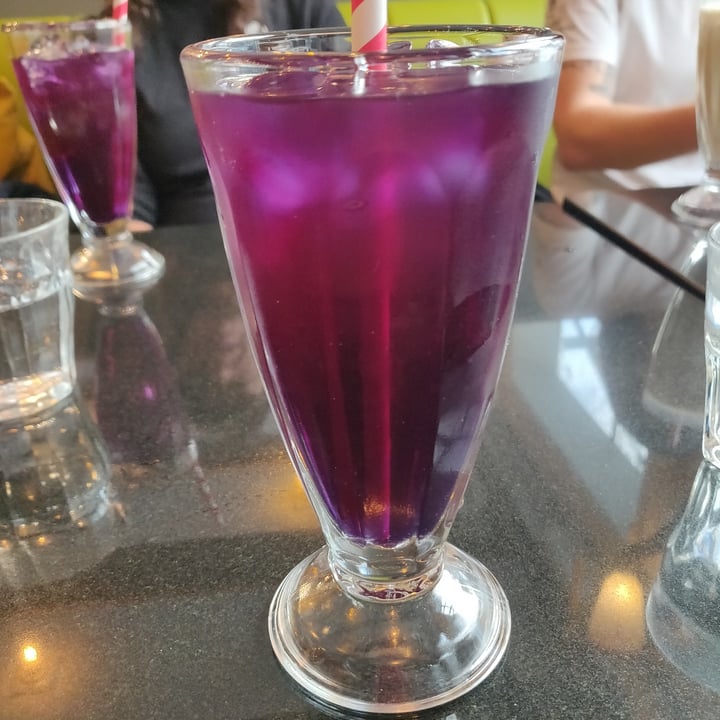 photo of Loving Hut Iceland Purple Tea shared by @andrewapm on  07 Aug 2022 - review