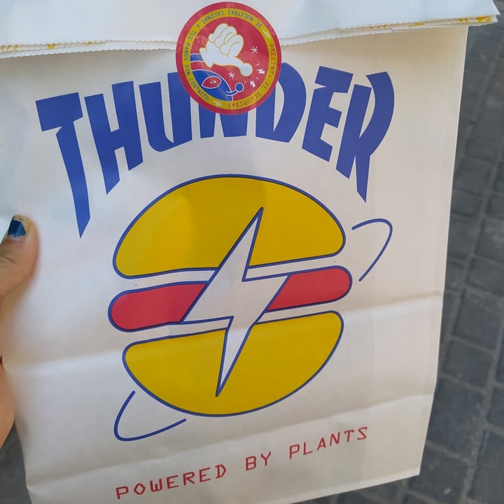 review photo of THUNDER VEGAN FOOD Burger Old Skool shared by @pitufa on 09 Jun 2021 - review