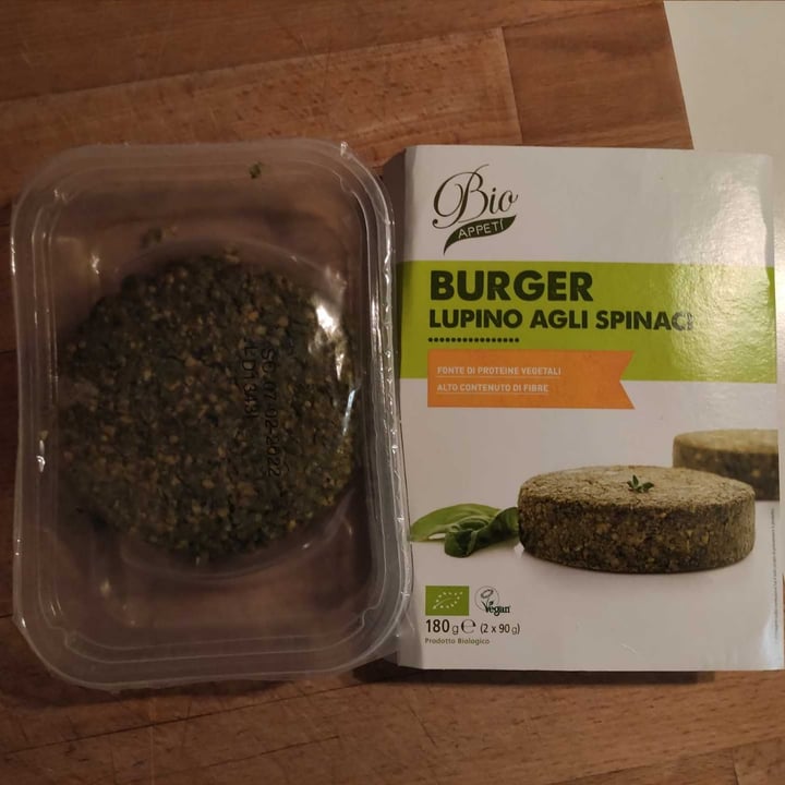 photo of Bio Appetì Burger Di Lupino E Spinaci shared by @martinaolivieri on  25 Dec 2021 - review