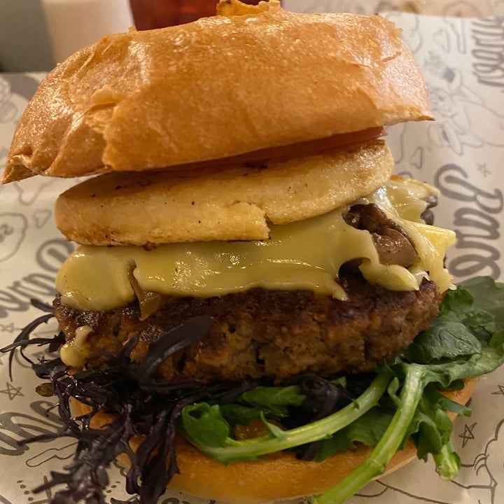 photo of Bareburger The Duchess shared by @aloha88 on  23 Jul 2020 - review