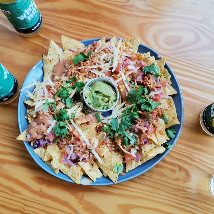 photo of Vegan Junkies Loaded Nachos shared by @teresaacsf on  11 Dec 2020 - review