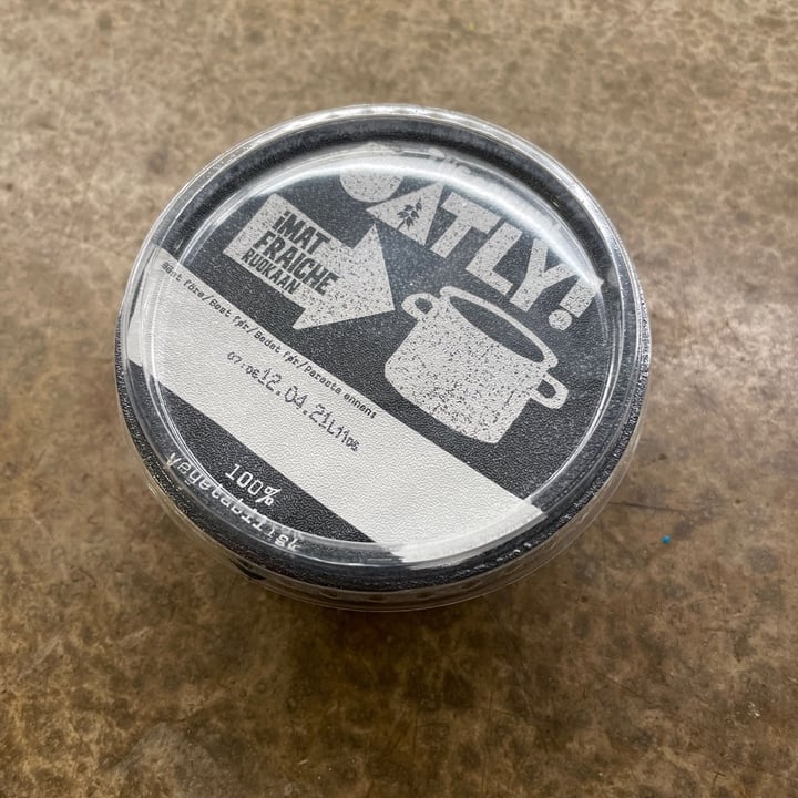 photo of Oatly Creamy Oat Fraiche shared by @olavrask on  15 Dec 2020 - review