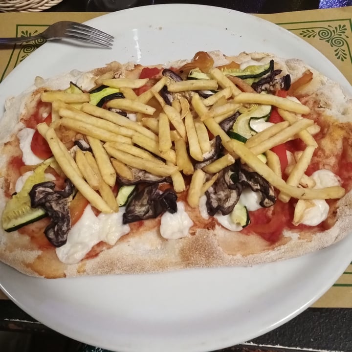 photo of Taverna dell'Ortica Pinsa Vegan shared by @delias on  18 Aug 2022 - review