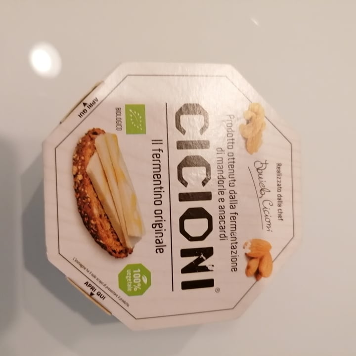 review photo of Cicioni Cicioni Fermentino Originale shared by @annatomica on 09 Jun 2022 - review