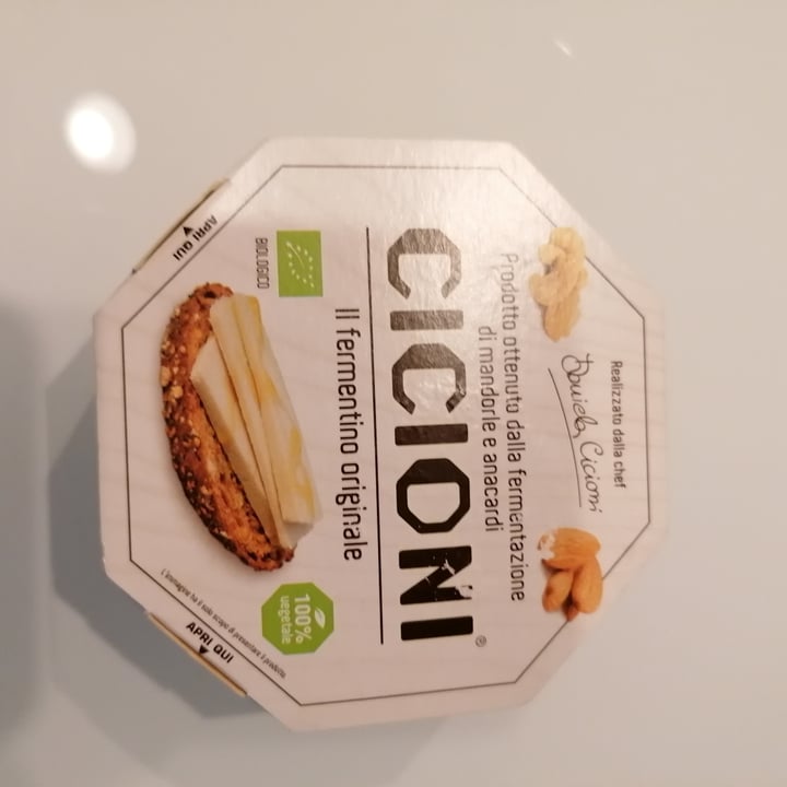 photo of Cicioni Cicioni Fermentino Originale shared by @annatomica on  09 Jun 2022 - review