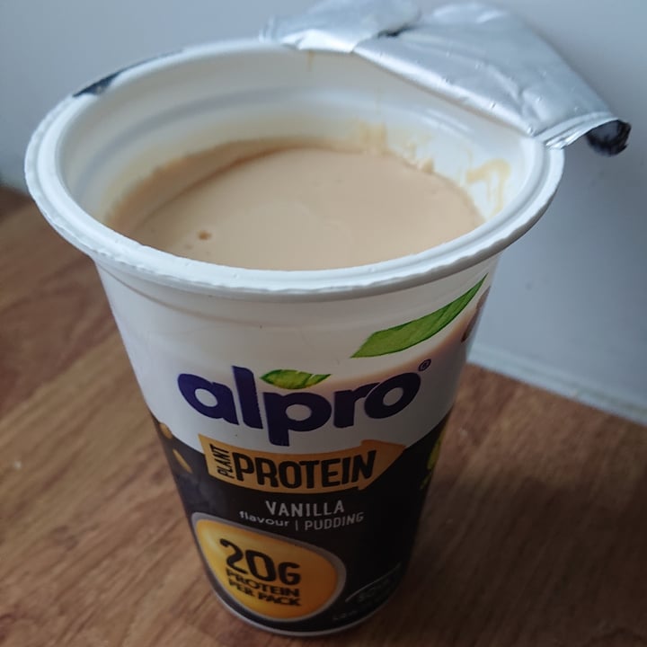 photo of Alpro Protein vanilla pudding shared by @from02miro on  28 Mar 2022 - review