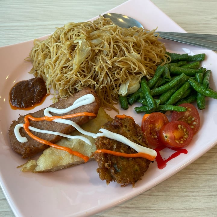 review photo of North Spine Food Court Veganuary Omnimeat special shared by @vishakha on 14 Jan 2023 - review