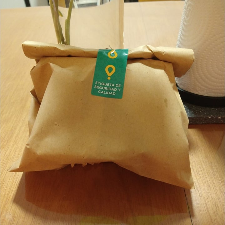 review photo of Pizza Vegana Ramos Mejia Brownie con dulce de leche shared by @camibrandan on 22 Aug 2022 - review