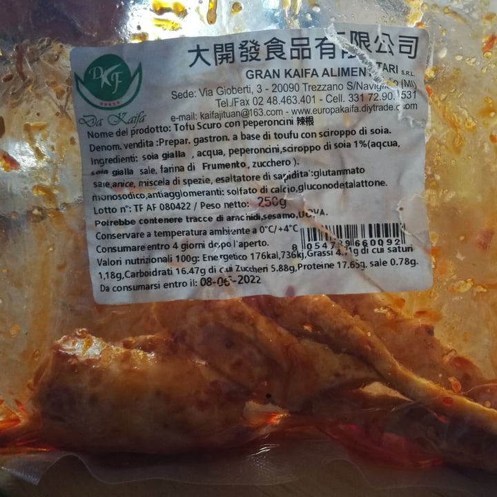 review photo of Gran Kaifa Alimentari srl Tofu Scuro Con Peperoncini shared by @clarasaten on 09 May 2022 - review