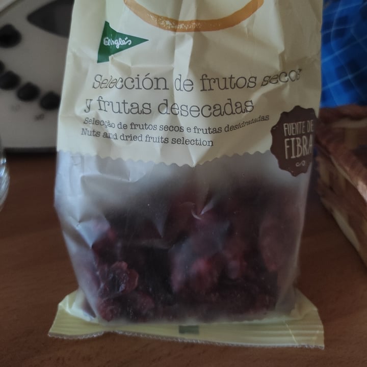 photo of El Corte Inglés Bio Selección de frutos secos y frutas desecadas shared by @dondetabea on  10 Jun 2021 - review