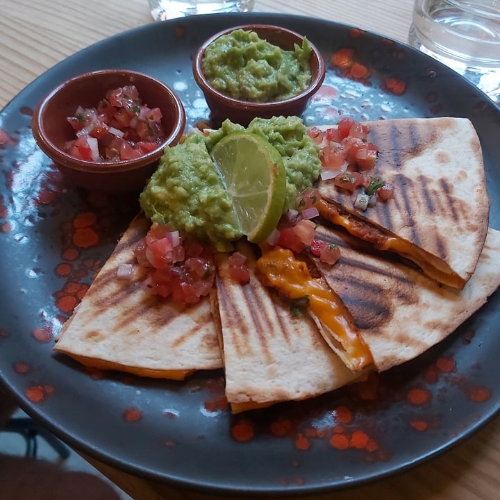 photo of Frutas Prohibidas Quesadillas de chorizo shared by @laauura on  08 Jul 2021 - review