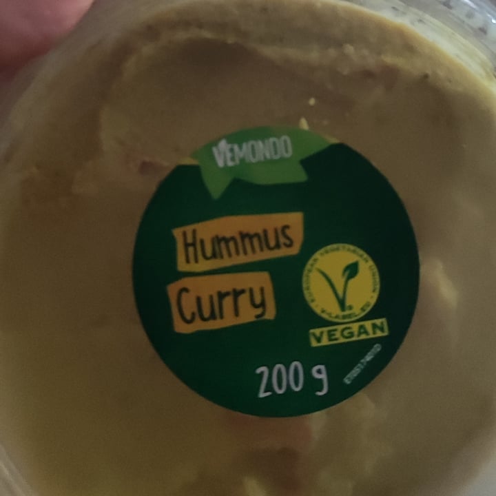 photo of Vemondo Hummus Curry shared by @ricaveg on  20 Jun 2022 - review