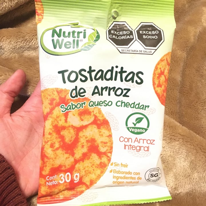 photo of Nutri Well Tostaditas de Arroz sabor Queso Cheddar shared by @dafrosae on  06 Nov 2022 - review