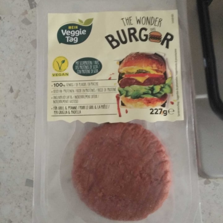 photo of The Wonder Burger Hamburguesa vegana shared by @areeell on  12 May 2022 - review