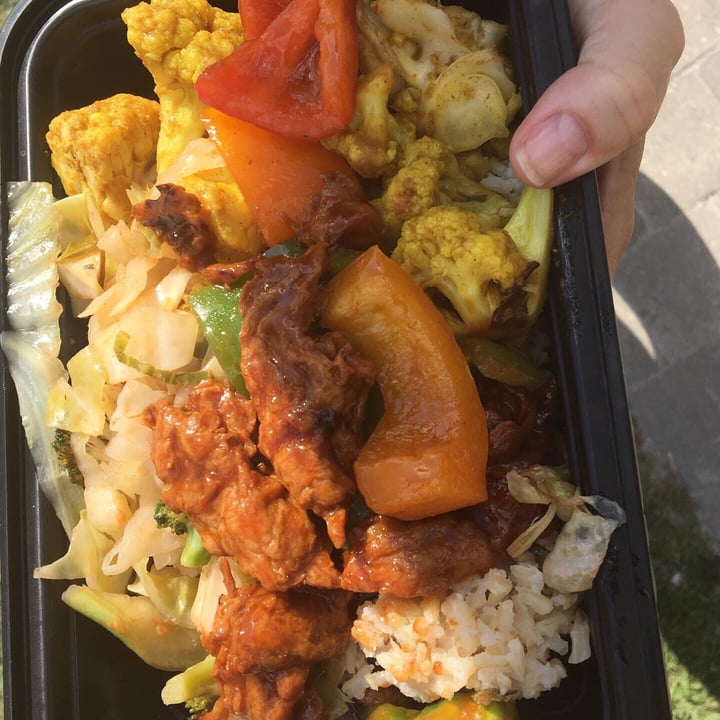 review photo of Ital Vital Curried chic peas, bell peppers, pumpkin, and BBQ soy chicken on rice shared by @mellowyellow on 30 Apr 2020 - review