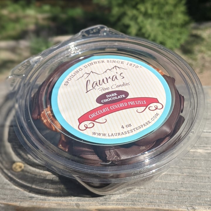 review photo of Laura's Fine Candies Dark Chocolate Covered Pretzels shared by @iszy on 22 Jun 2022 - review