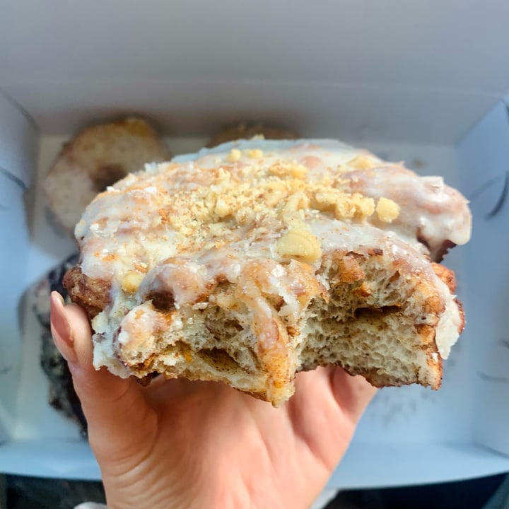 photo of MACHINO DONUTS carrot cake fritter shared by @thealexrae on  02 Oct 2021 - review