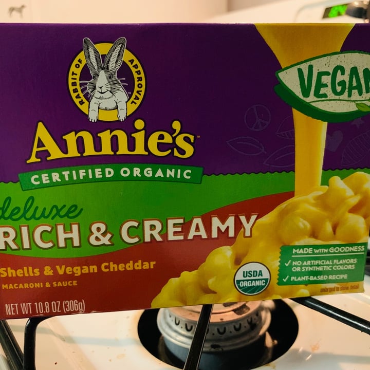 photo of Annie’s Deluxe Rich & Creamy Shells & Vegan Cheddar shared by @allhess on  17 Jul 2021 - review