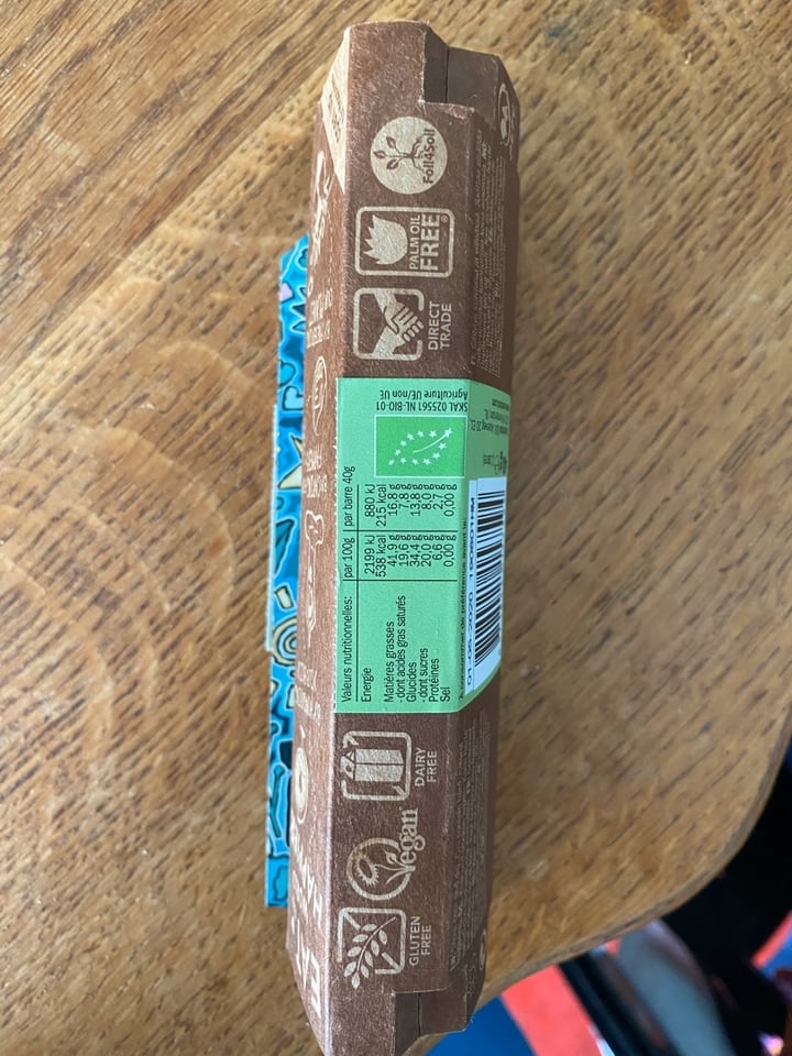 review photo of Love Chock Noisette Matcha Creamy shared by @plantbasedizy on 15 Apr 2020 - review