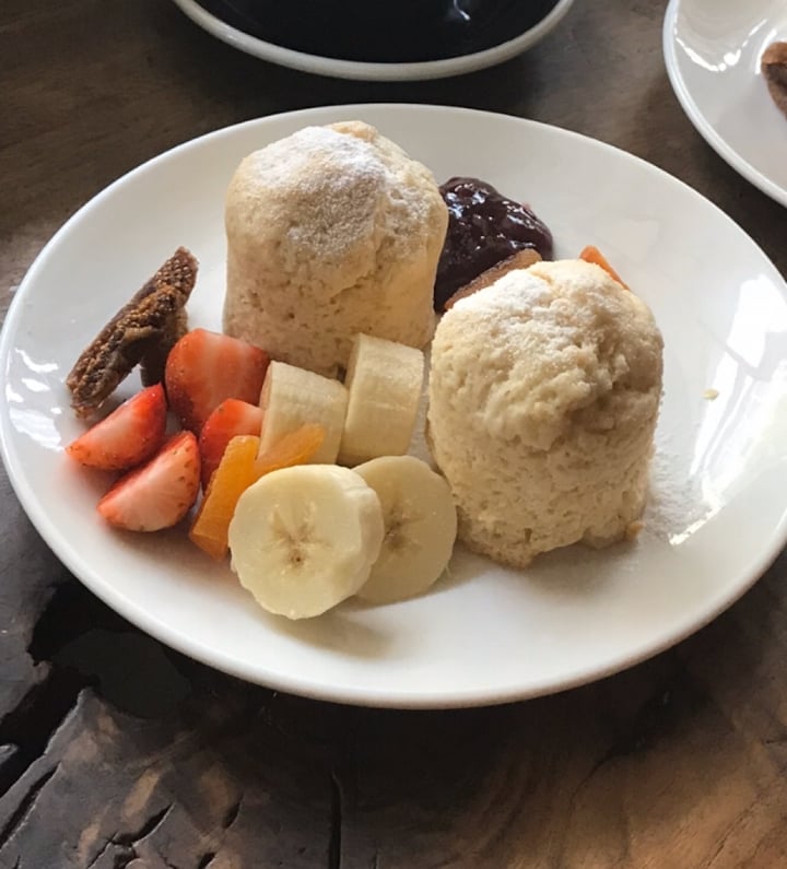 photo of Chye Seng Huat Hardware Vegan scones shared by @vanessaainsley on  20 Apr 2020 - review