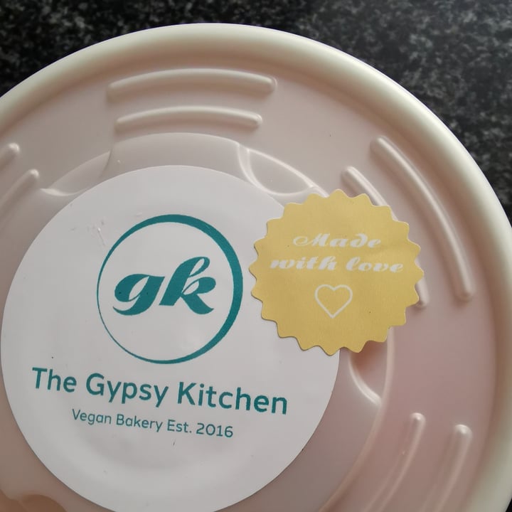 review photo of With HÄRT Vegan Bakery Cake Cup shared by @eltico on 19 Jan 2022 - review