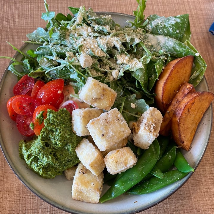 photo of Grounds & Greens Cafe Influencer Bowl shared by @becs10 on  22 Feb 2021 - review