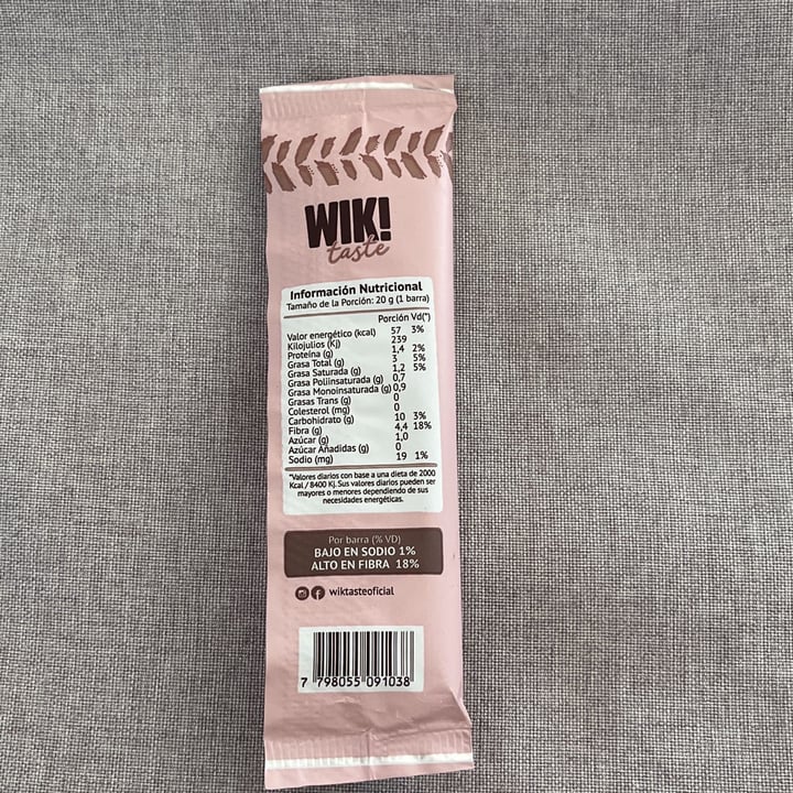 photo of Wik taste Barra De Quinoa shared by @lusantin on  30 Jul 2022 - review