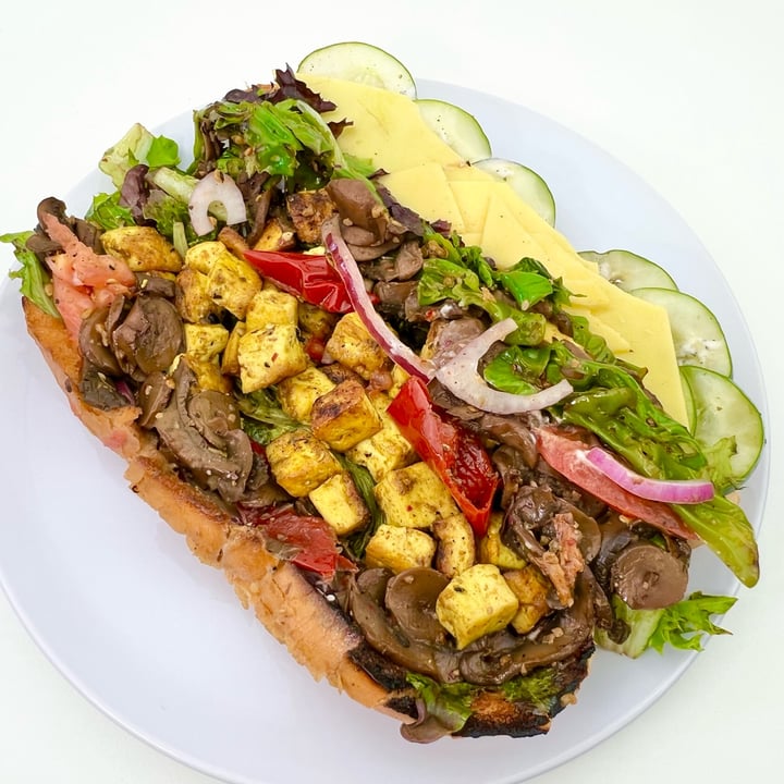 photo of Rad Magic Subs Curried Sunbeam shared by @pdxveg on  27 Aug 2022 - review