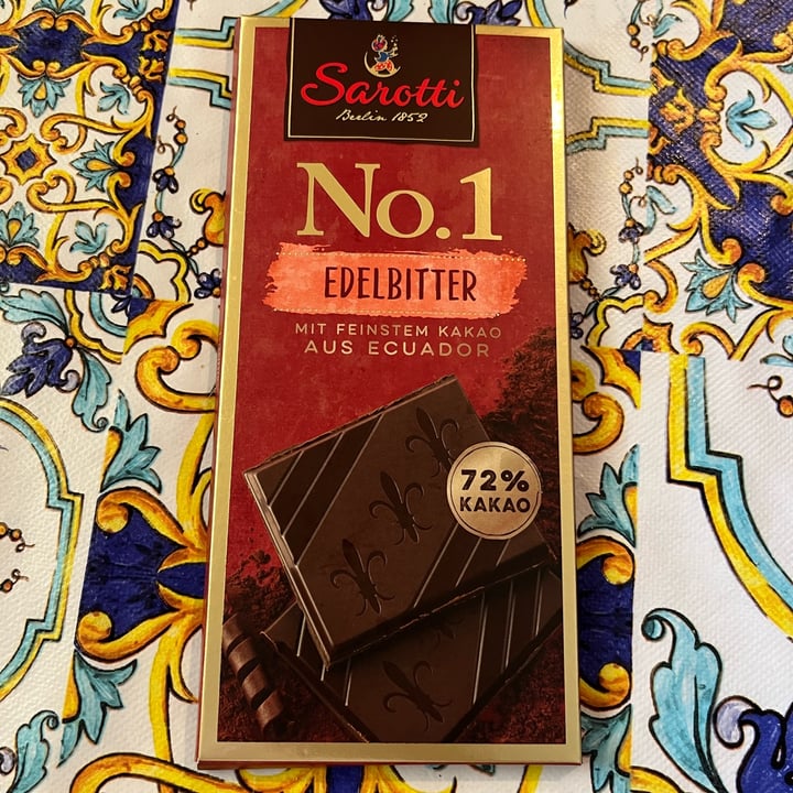 photo of Sarotti Chocolate Dark shared by @asiazrr on  24 Apr 2022 - review
