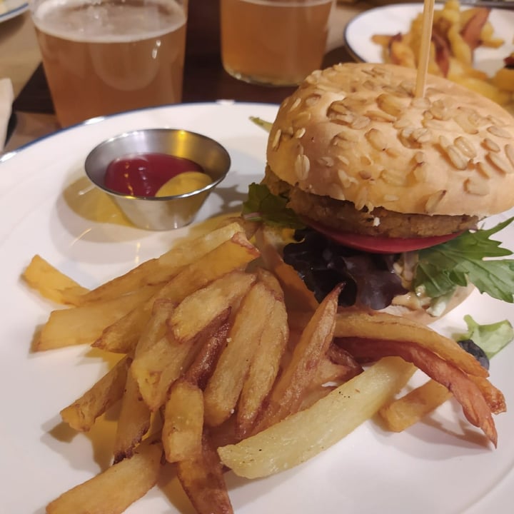 photo of Thank You Mother Hamburguesa Falafel shared by @vegancandyland on  29 Aug 2020 - review