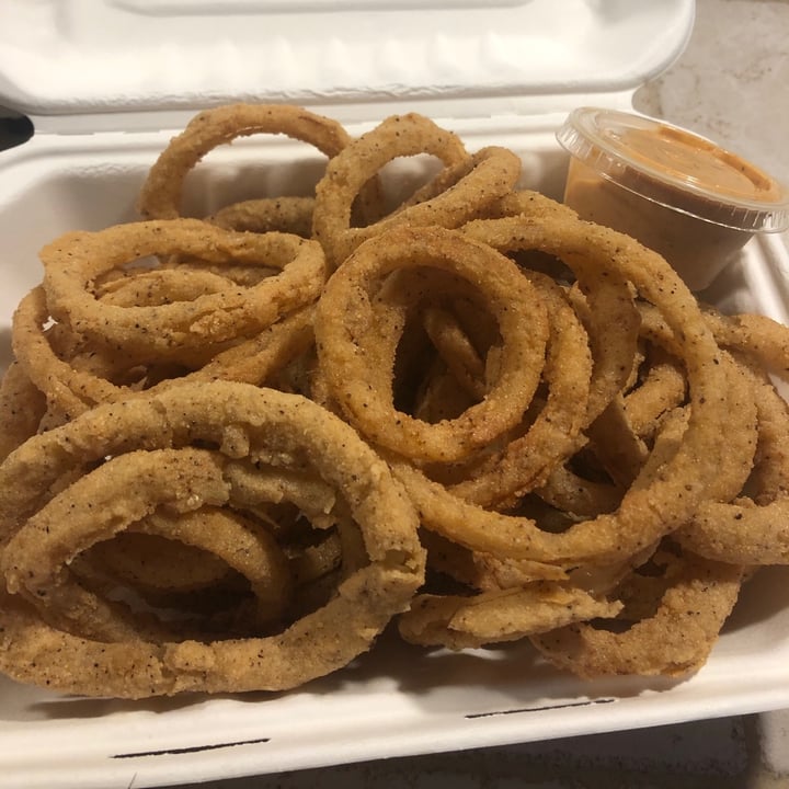 photo of Three Girls Vegan Creamery Onion rings shared by @risinghope on  14 Mar 2021 - review
