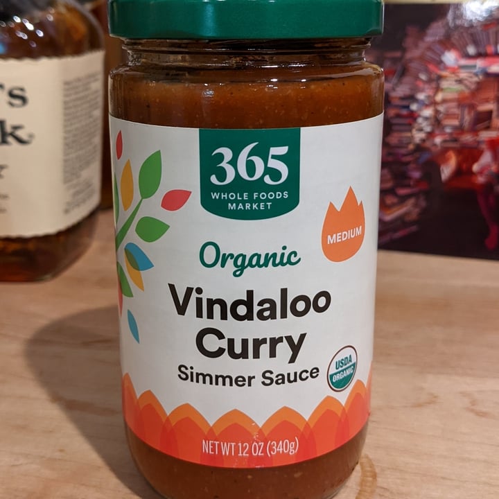 review photo of 365 Whole Foods Market Vindaloo Curry Simmer Sauce shared by @animaloveveg on 21 May 2022 - review