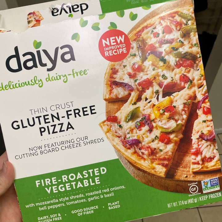 photo of Daiya Fire-Roasted Vegetable Pizza shared by @criszy on  25 Apr 2021 - review
