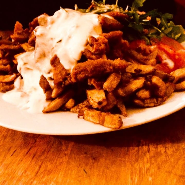 photo of Yoyo Foodworld vegan Gyros plate shared by @spiritofsattva on  06 Dec 2019 - review